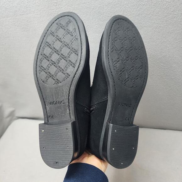 Vionic‎ Cresent Ankle Moto Boot Womens Black Suede Leather Chain Hardware Sz 6.5 - Picture 6 of 9